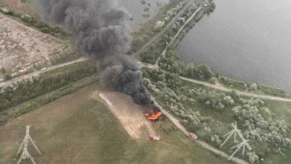 Incendiu în Galați la un depozit de anvelope. Fumul a acoperit toată zona. A fost emis mesaj RO-Alert