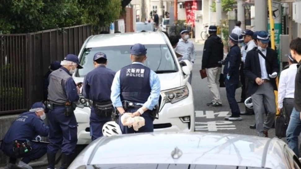 Teroare pe străzile din Osaka: un tânăr a fost arestat după ce a lovit cu maşina şapte elevi