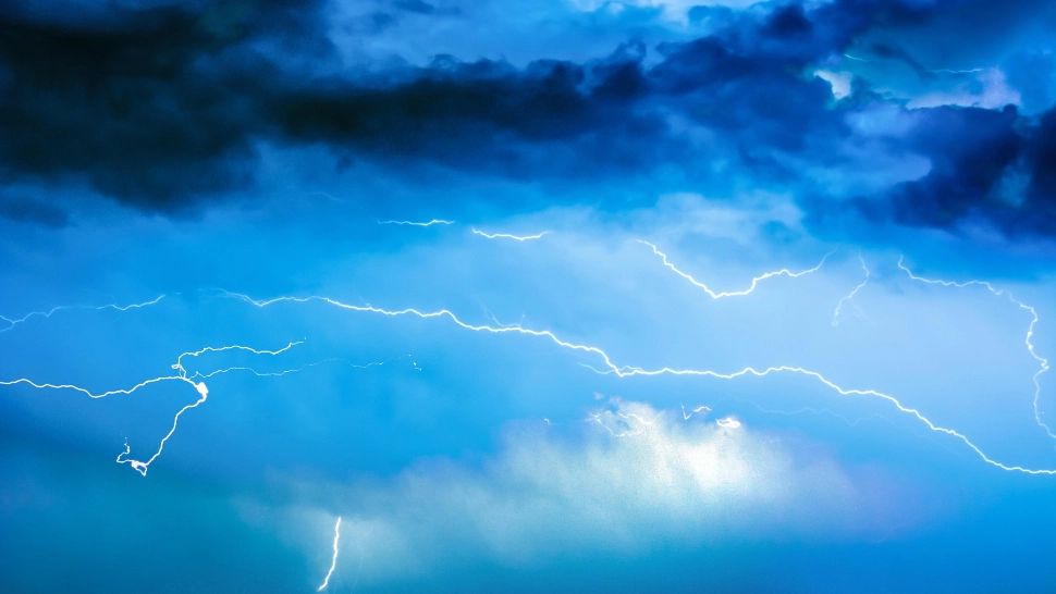 Instabilitate atmosferică și cer noros până joi, în Capitală. Prognoza ANM pentru următoarele 4 zile 