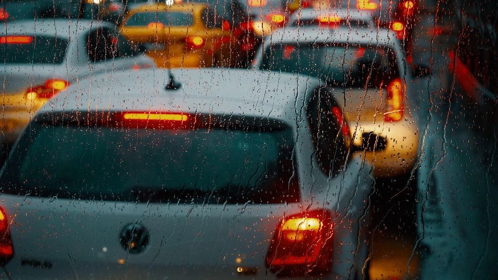 Vreme extremă în țară. Nu scăpăm de ploi torențiale și nici de inundații: anunțul ANM