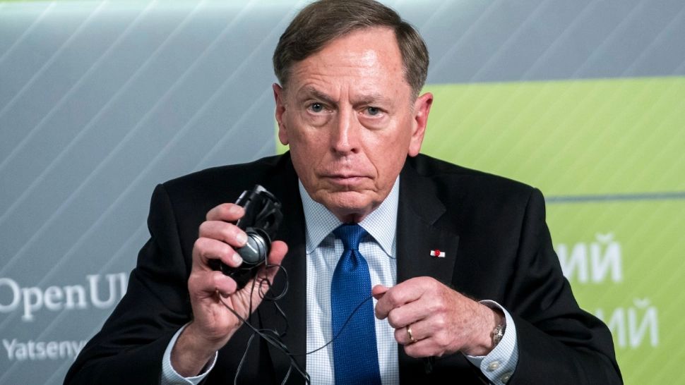 Ce țară va ataca Putin dacă trece de Ucraina. Fostul șef al CIA dă cărțile pe față