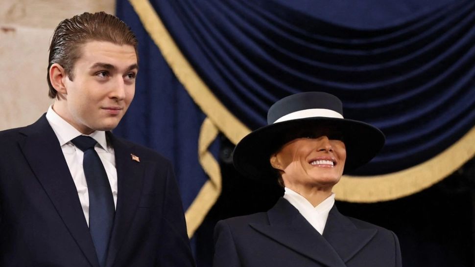 Donald Trump s-a răzbunat pe Universitatea Harvard pentru că nu l-a primit pe Barron?! Ce spune Prima Doamnă Melania