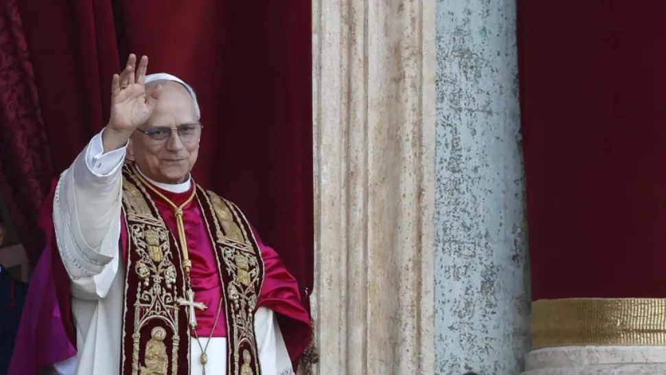 Papa Leon a făcut apel la bunătate faţă de străini şi săraci în primul său mesajul de Crăciun