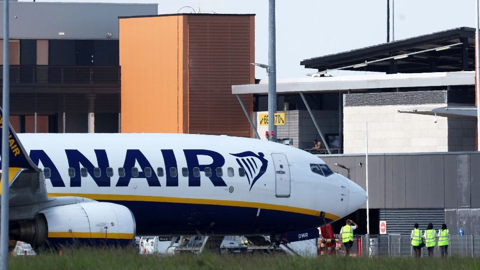 Alertă de bombă pe Aeroportul Charleroi-Bruxelles. Traficul, suspendat, mobilizare masivă a forțelor de ordine