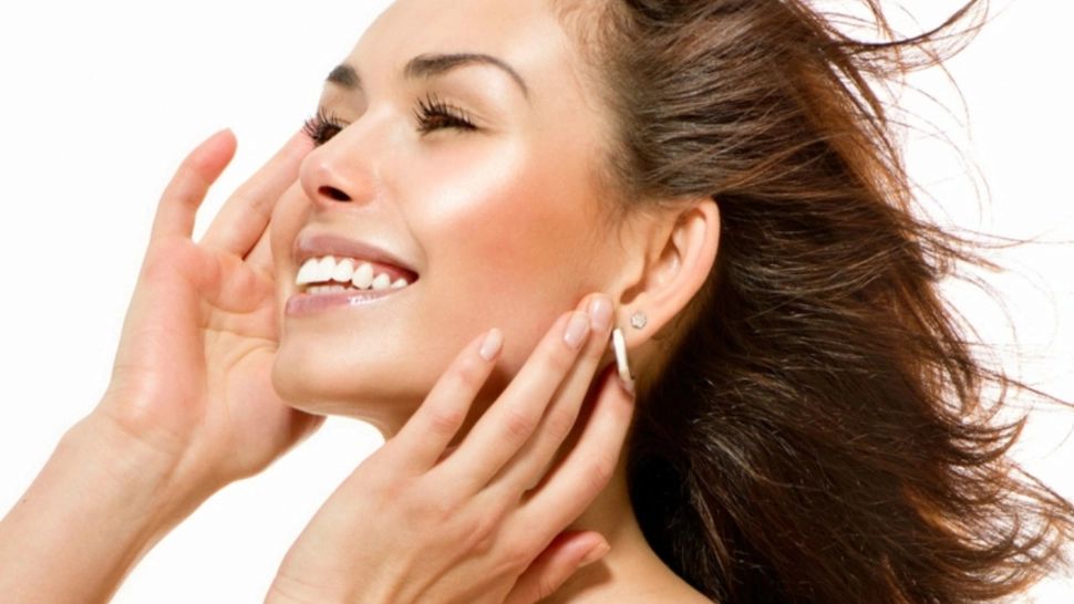 Ritualul de frumusețe în 4 pași va spori strălucirea tenului tău. Doar cosmeticienele de top știu aceste trucuri