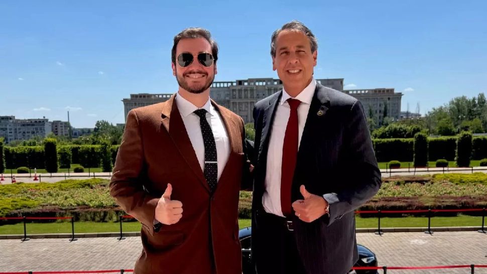 Oamenii-cheie ai lui Trump au venit în România să-l susțină pe George Simion. Manevrele Bruxellesului, demascate