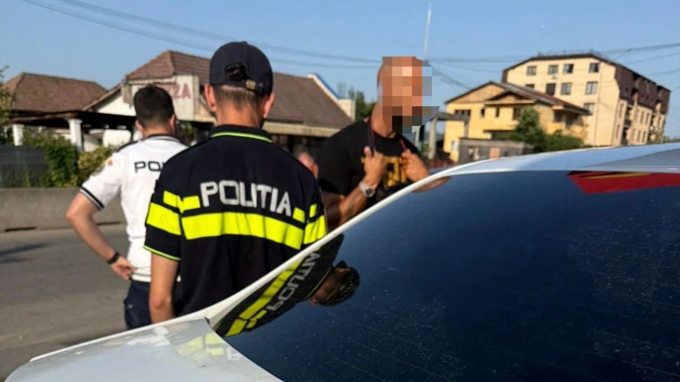 Andrew Tate a fost prins circulând cu 196 km/h pe DN7, într-o zonă cu limită de 50 km/h. Controversatul influencer a ajuns pieton