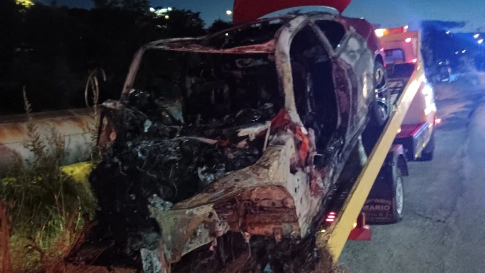 Tineri arși de vii, după o urmărire cu poliția pe străzile din Râmnicu Vâlcea . Mașina gonea cu 185 km/h, iar șoferul a refuzat să oprească