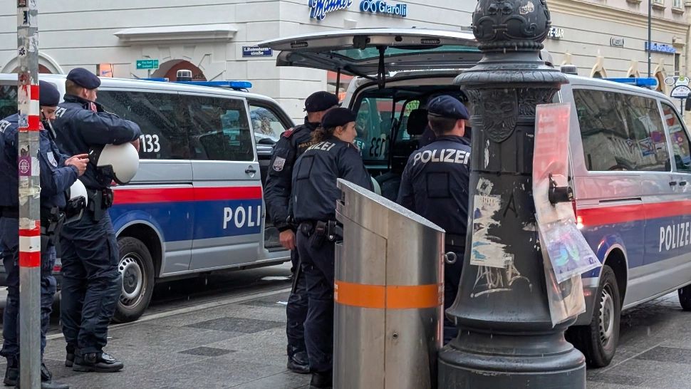 Masacru într-o școală din Austria. 10 decese confirmate și numeroși răniți, după ce un elev a deschis focul. Spitalele din Graz sunt în stare de alertă - FOTO/VIDEO