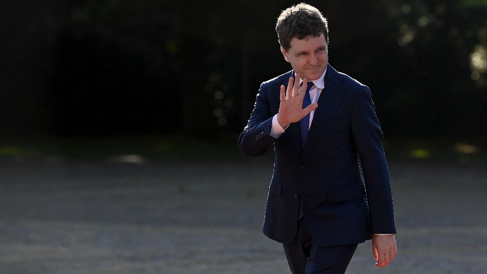 Ce făcea Nicușor Dan chiar în timp ce la Cotroceni se desfășurau funeraliile lui Ion Iliescu 