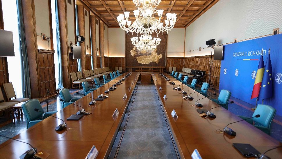 Când va fi învestit guvernul condus de Ilie Bolojan. Există două variante, în funcție de discuțiile dintre partide - SURSE