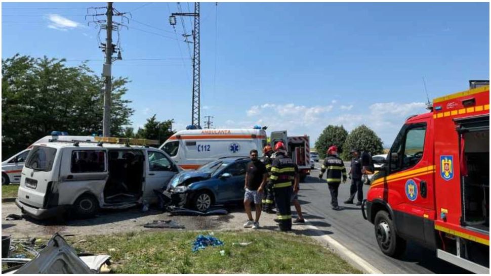 Trafic restricționat pe DN1! Cinci persoane au fost rănite într-un accident rutier VIDEO