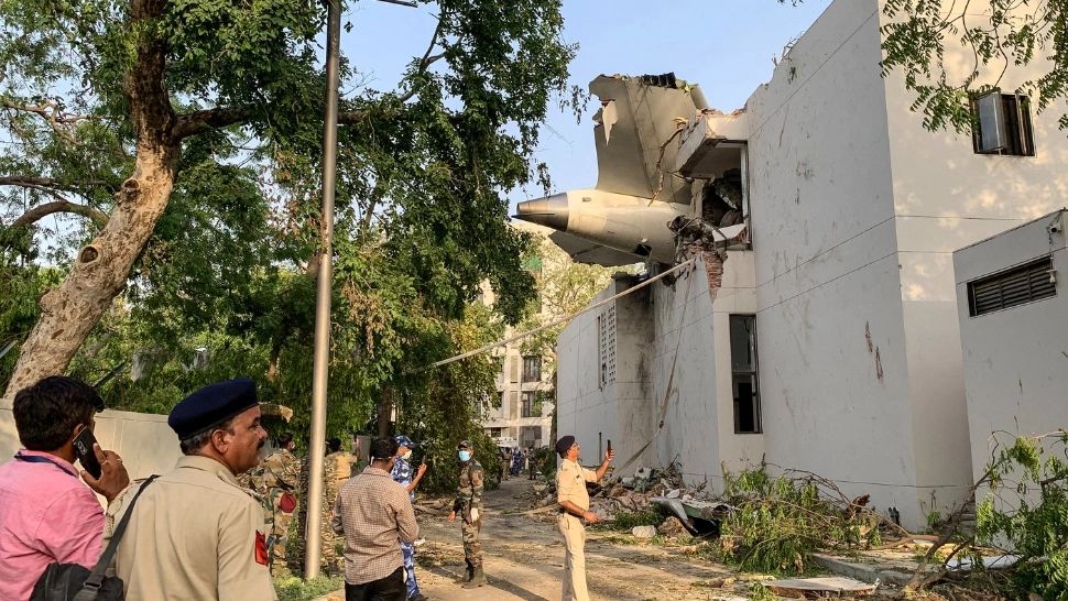 Tragedia Air India și numărul magic 11. Ce spune celebrul mediu paranormal Uri Geller?