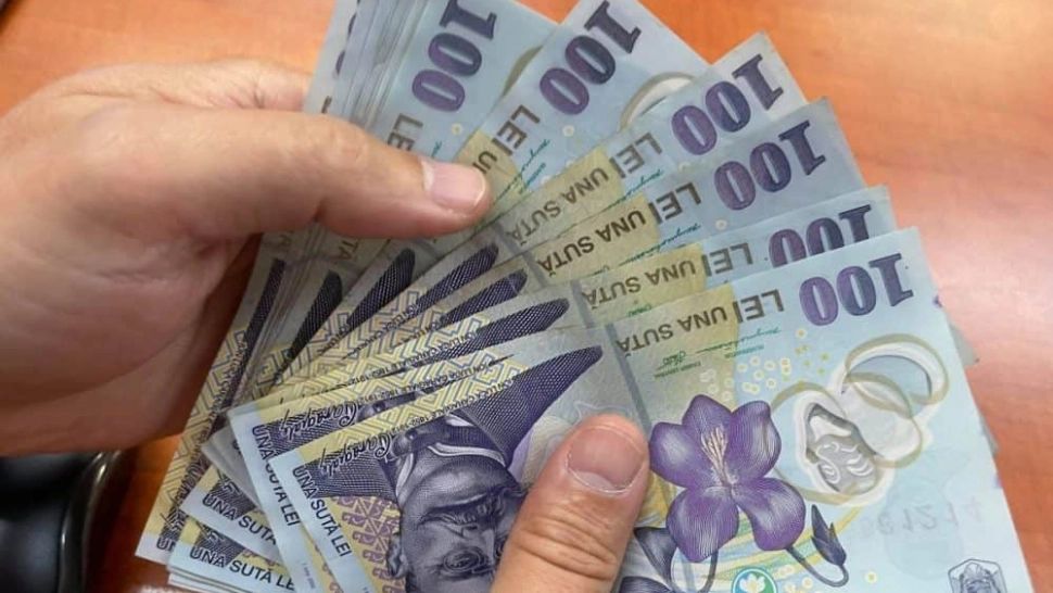 Dezmăț în companiile de stat, sporuri fără număr. Măsurile de austeritate scot la iveală ipocrizia guvernaților, care s-au repezit asupra celor mai săraci români