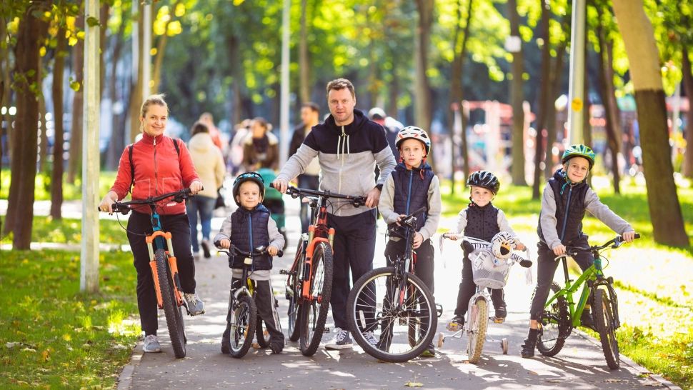Cod Rutier 2025. De la ce vârstă au voie copiii cu bicicleta pe drumurile publice. Explicațiile unui polițist de la Rutieră VIDEO