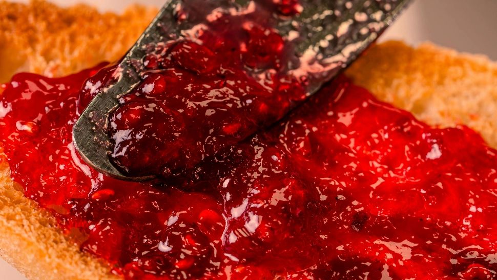 Un fost ministru PSD ironizează "evaziunea cu borcane de gem" despre care a vorbit șeful ANAF