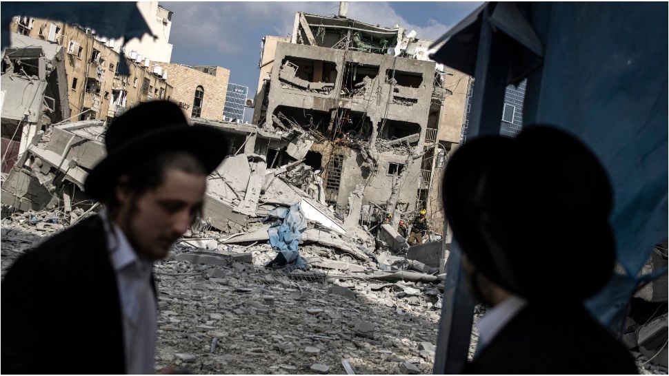 Război în Orientul Mijlociu. O clădire a misiunii diplomatice a SUA din Israel, avariată de loviturile iraniene