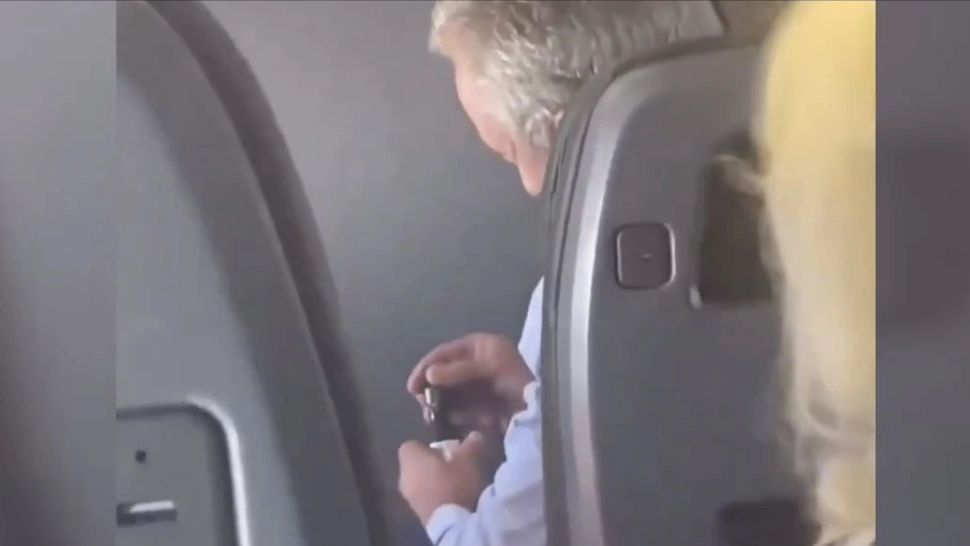 Tinctura folosită de Robert F. Kennedy Jr și Mel Gibson, despre care ei spun că îi menține tineri. Se găsește în orice plafar 