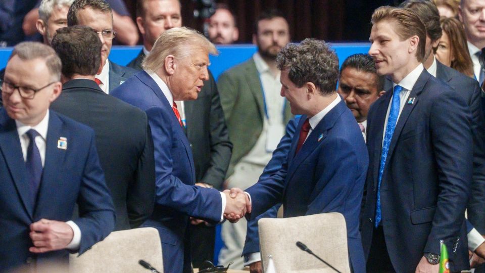 Nicușor Dan, gafe în lanț, la primul său summit NATO | VIDEO