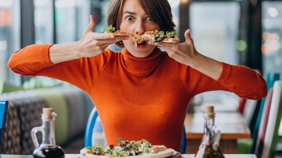 De ce cele trei mese principale pe zi fac mai mult rău decât bine. Cum este mai sănătos să mâncăm, conform unui nou studiu