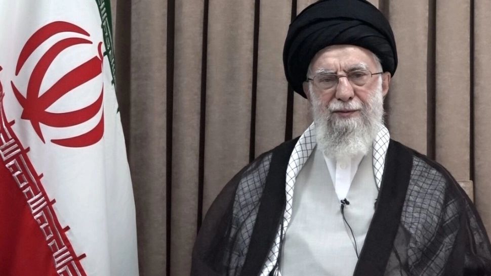 Ali Khamenei a desemnat trei posibili succesori, din buncărul în care se ascunde. Amenințările de asasinat la adresa lui cresc în intensitate