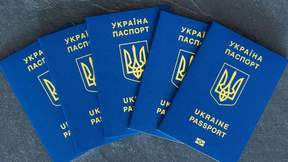 Minoritățile naționale din Ucraina, inclusiv românii, vor putea avea dublă cetățenie. Ce schimbări majore aduce noua lege