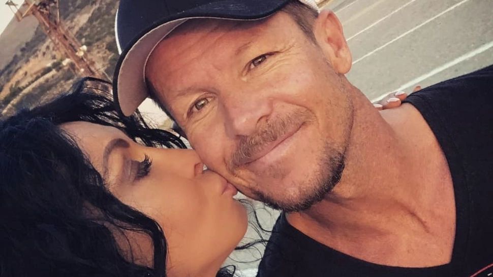 Familia lui Felix Baumgartner a scos la vânzare bunurile sale, inclusiv trei bolizi de lux în valoare de 900.000 de euro. Cu ce rămâne Mihaela Rădulescu