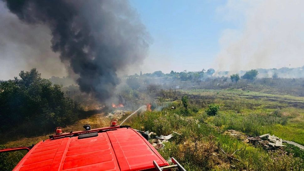 Incendiu de proporții în Giurgiu: trei hectare de vegetație au fost cuprinse de flăcări