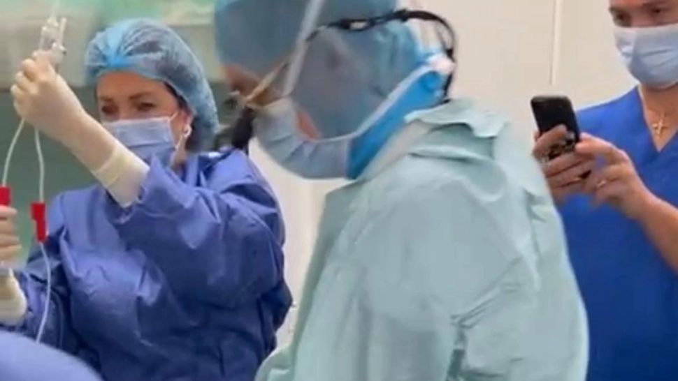 Răzvan, micul baschetbalist mort în accident de autobuz pe Autostrada Soarelui, a devenit înger salvator pentru o fetiță de 10 ani