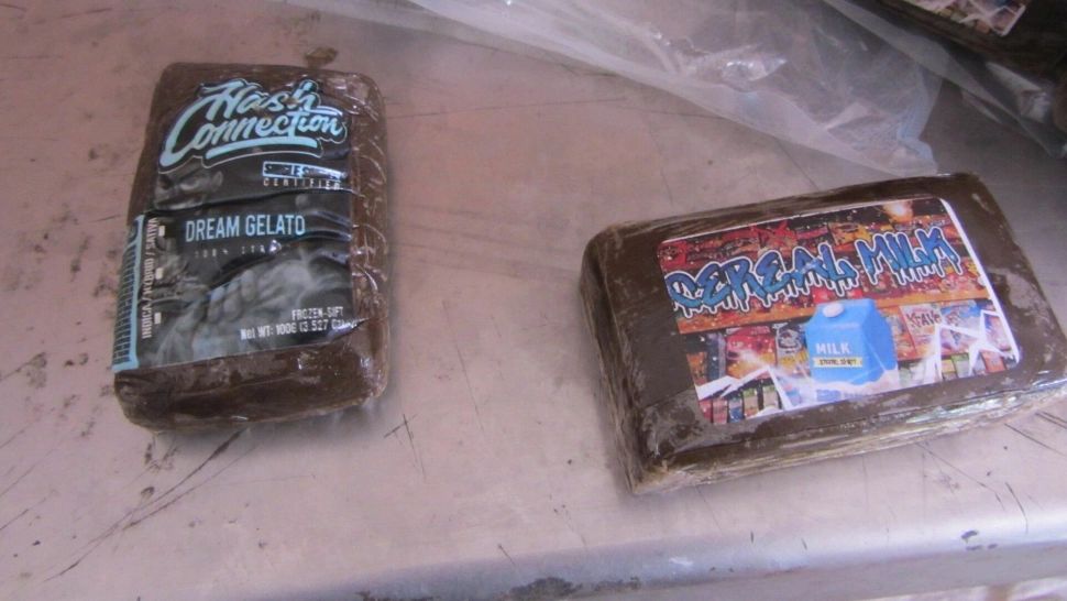 Tentativă de trafic eșuată: un bătrân, prins cu peste 60 kg de canabis ascunse în „gelato de vis” și „lapte cu cereale”