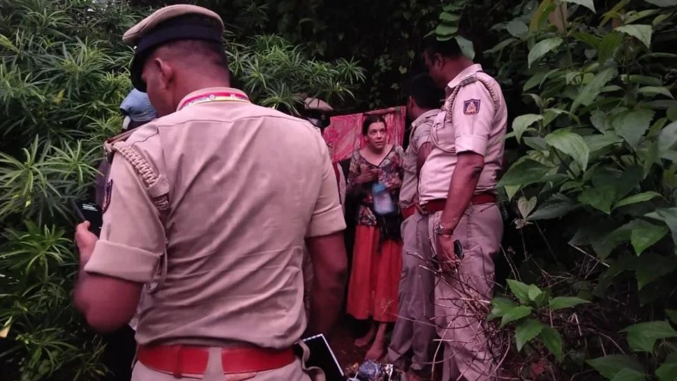 O rusoaică și cele două fiice ale sale, descoperite trăind într-o peșteră din India. Autoritățile sunt uluite: „Nu ne explicăm cum au supraviețuit”