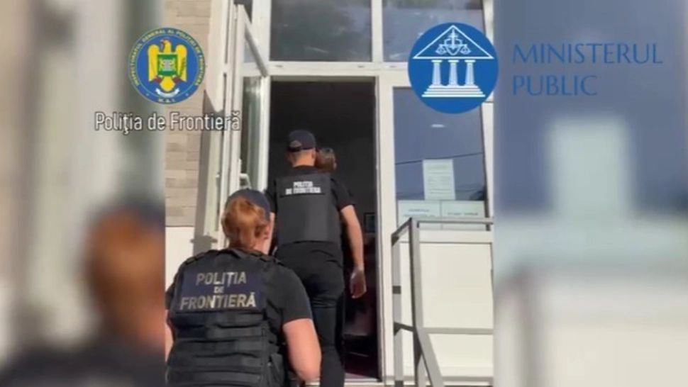 Dosarul buletinelor FALSE pentru ruși și ucraineni. Doi funcționari de la Evidența Populației reținuți, alți doi - sub control judiciar