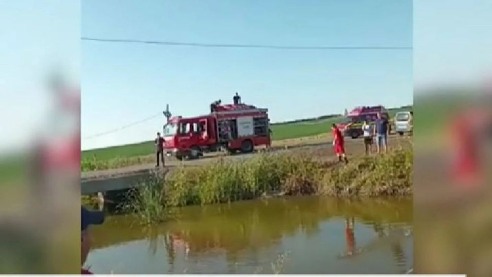 Caz șocant: un adolescent nu a putut fi salvat de pompieri. Aceștia nu au intrat în apă, ci au așteptat scafandrul aflat la 60 de km