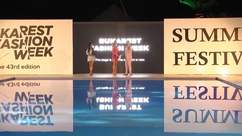 Realitatea STAR, singura televiziune premiată în cadrul Bukarest Fashion Week - VIDEO