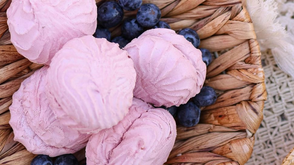 Înghețata de afine cu mascarpone. Un desert ideal pentru zilele caniculare