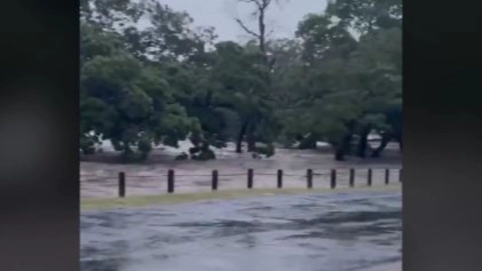 Inundații devastatoare: cel puțin 24 de morți și zeci de dispăruți