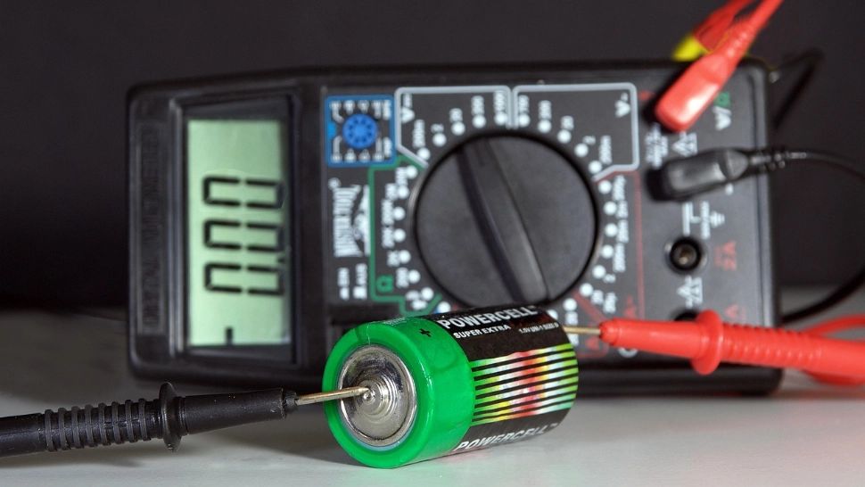 Autoritățile britanice lansează un apel ferm: „Fiți pregătiți pentru urgențe!”. Kitul esențial care poate face diferența în momente critice