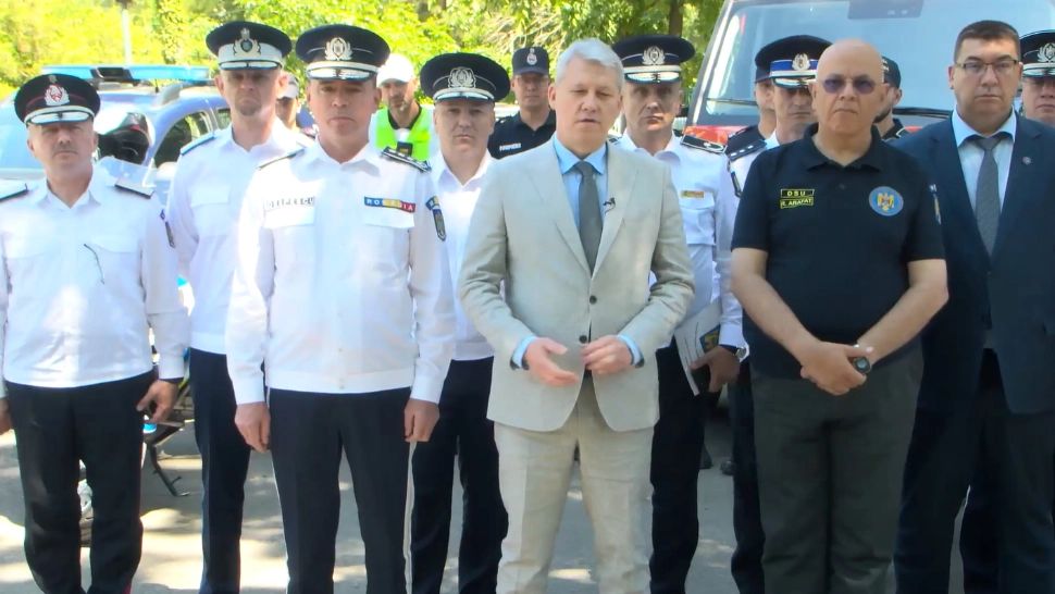 Peste 1000 de polițiști mobilizați non-stop pe litoral, pentru siguranța turiștilor – Ședință de urgență condusă de Cătălin Predoiu