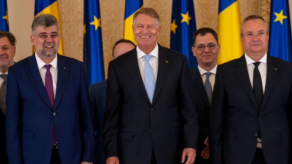 Ciolacu, Iohannis și Ciucă au fost avertizați încă din august anul trecut că România se îndreaptă "direct spre zid" din cauza deficitului  - DOCUMENTE