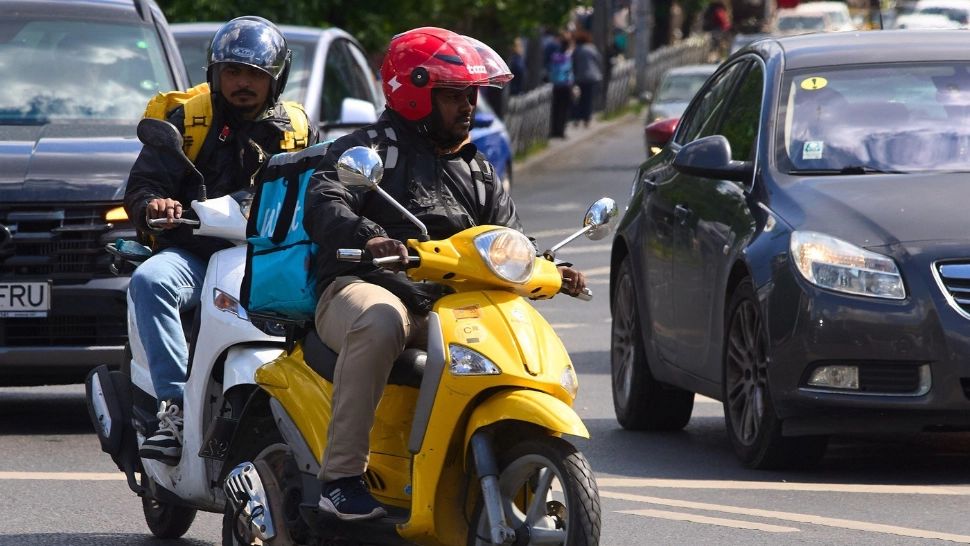 Adevăratul motiv pentru care companiile românești continuă să angajeze forță de muncă din Asia, în ciuda salariilor mari