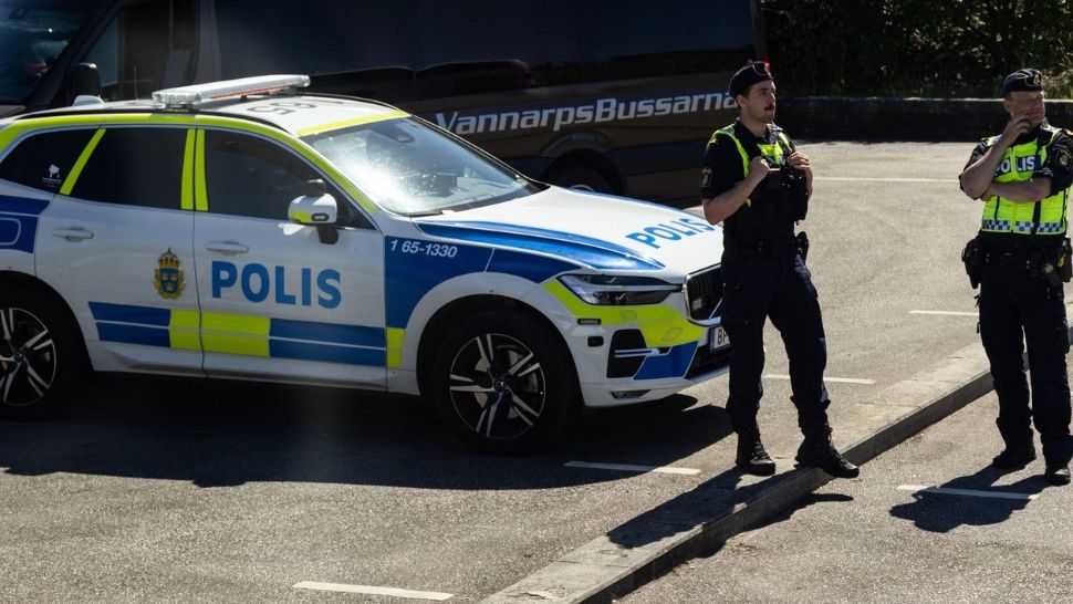 Teroare într-un mall din Oslo: Clienții au fugit disperați după ce s-au auzit focuri de armă