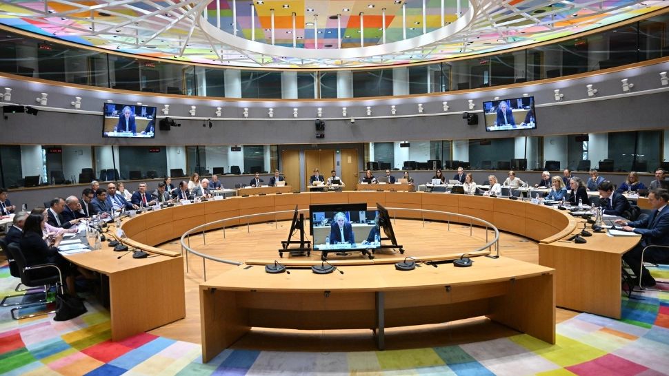 O țară europeană blochează noul pachet de sancțiuni europene împotriva Rusiei și îl numește o „propunere idioată”