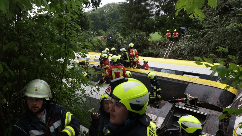 Accident feroviar grav în Germania: cel puțin trei morți și zeci de răniți