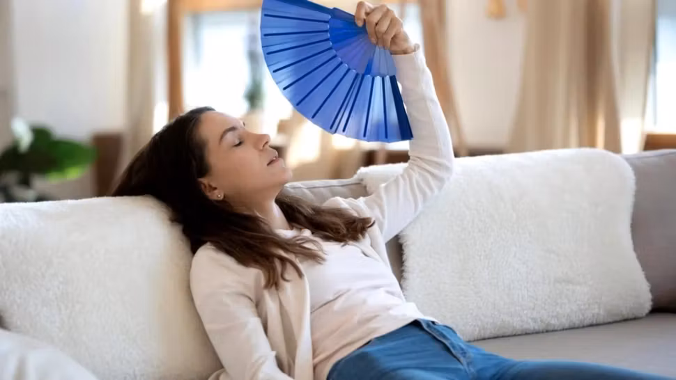 Metoda simplă și eficientă care te ajută să te răcorești. Nu vei mai avea nevoie de ventilator sau aer condiționat 