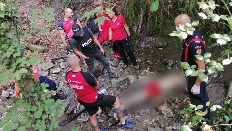 Tragedie la Sinaia: Turist dat dispărut, găsit mort într-o râpă