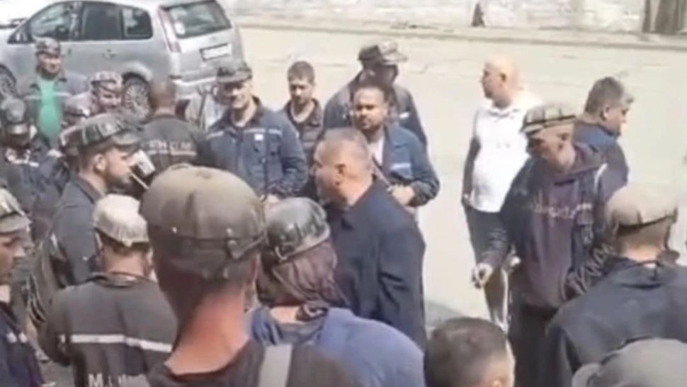 Situație critică în Valea Jiului. Minerii s-au blocat în subteran, pentru că n-au primit salariile. Ministrul Ivan spune că banii au fost livrați VIDEO