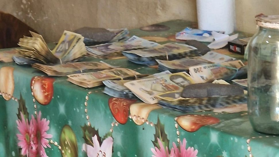 Caz șocant în județul Giurgiu: un bărbat a ținut cadavrul tatălui în casă timp de șase luni pentru a-i încasa pensia