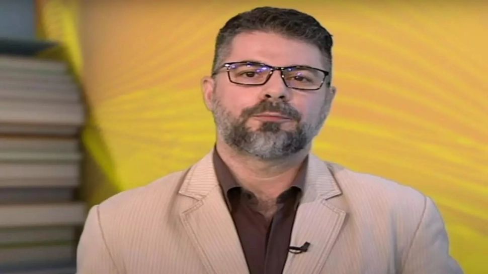 Un profesor acuzat de viol și agresiune sexuală este încă angajat la Ministerul Educației. Cazul care zguduie sistemul