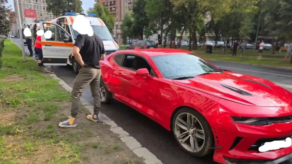 Două femei, în stare gravă la spital după ce au fost spulberate pe trotuar de o mașină. Accident grav la Alba Iulia 