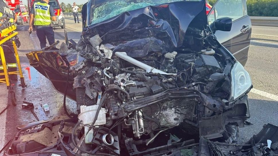 Planul Roșu de Intervenție activat pe A1 după un accident grav între două autoturisme. Cinci victime, printre care un copil